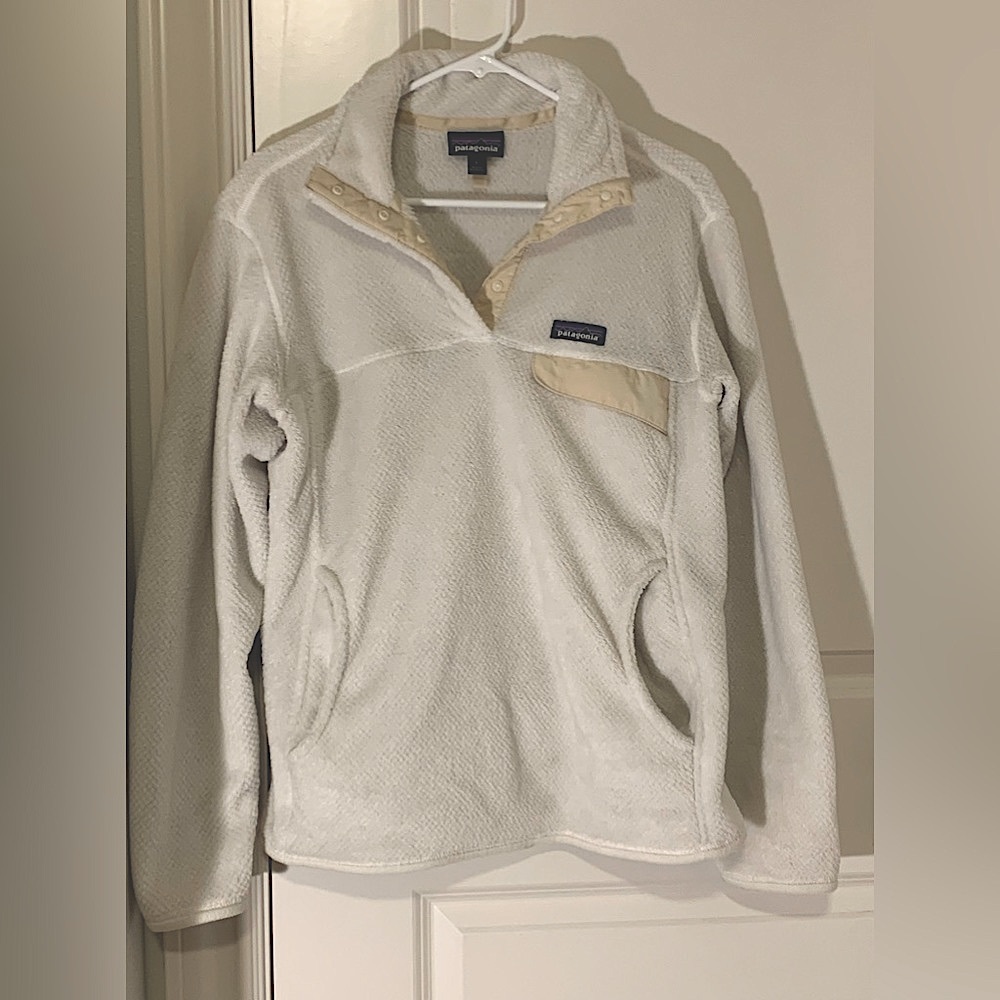 Patagonia sweatshirt
